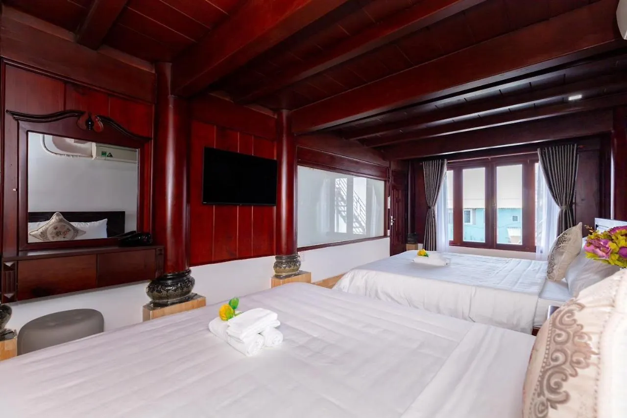 66 Ha Long; Giap Bien Villa Vung Tau 0*,