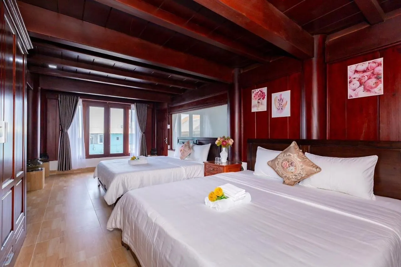 66 Ha Long; Giap Bien Villa Vung Tau