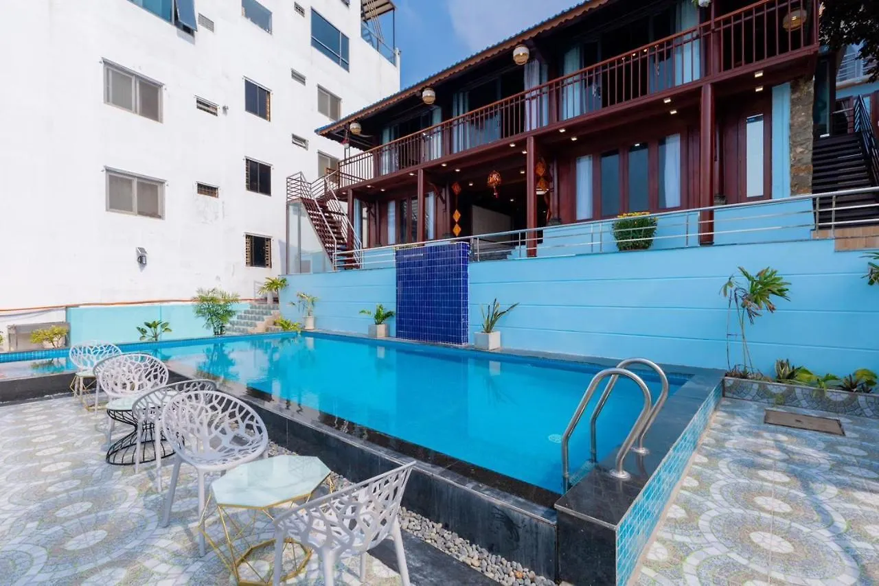 66 Ha Long; Giap Bien Villa Vung Tau 0*,  Vietnam